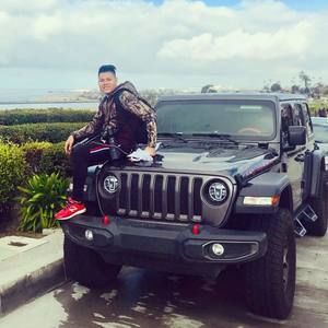 Meet your Posher, Toby